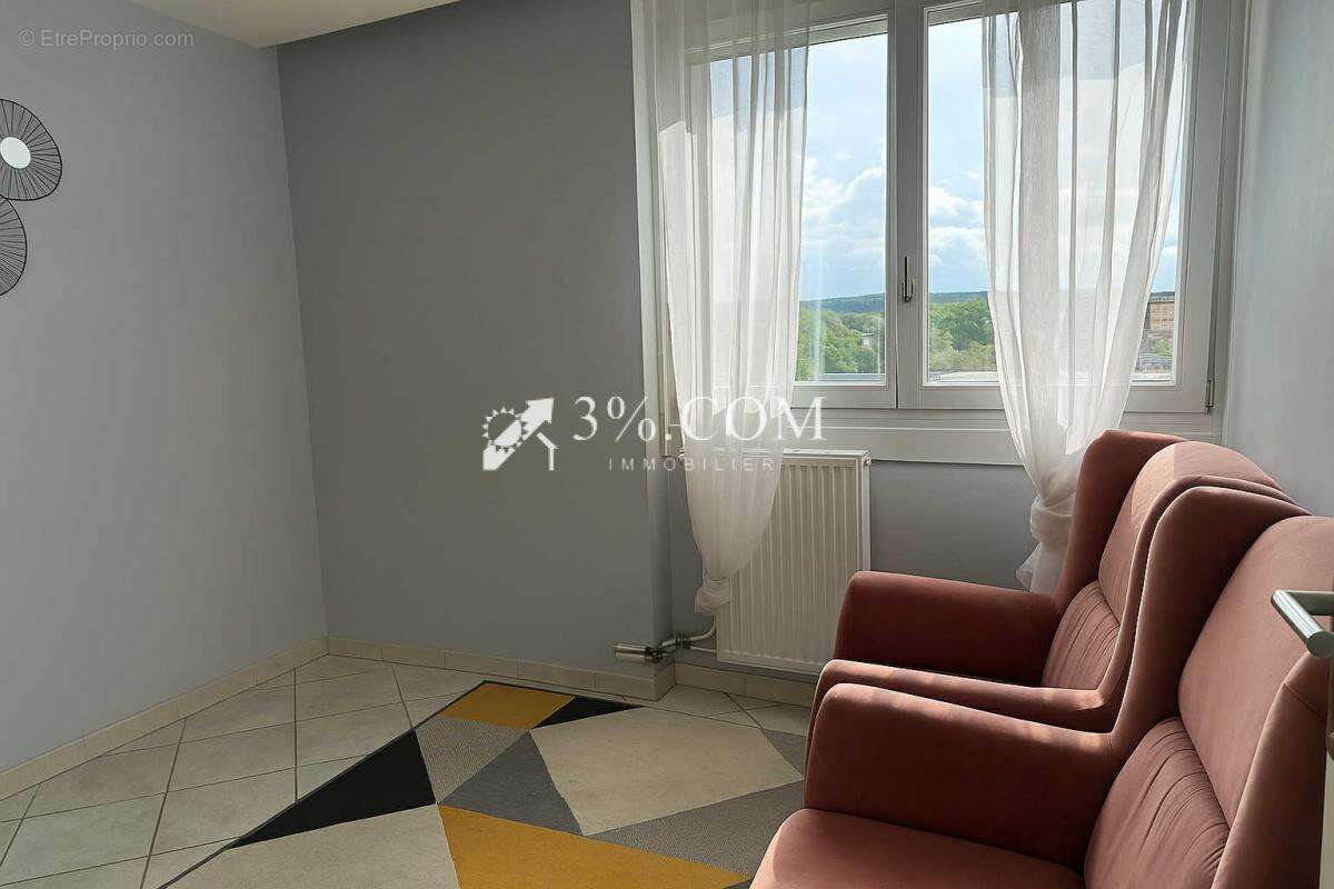 Appartement à JARVILLE-LA-MALGRANGE