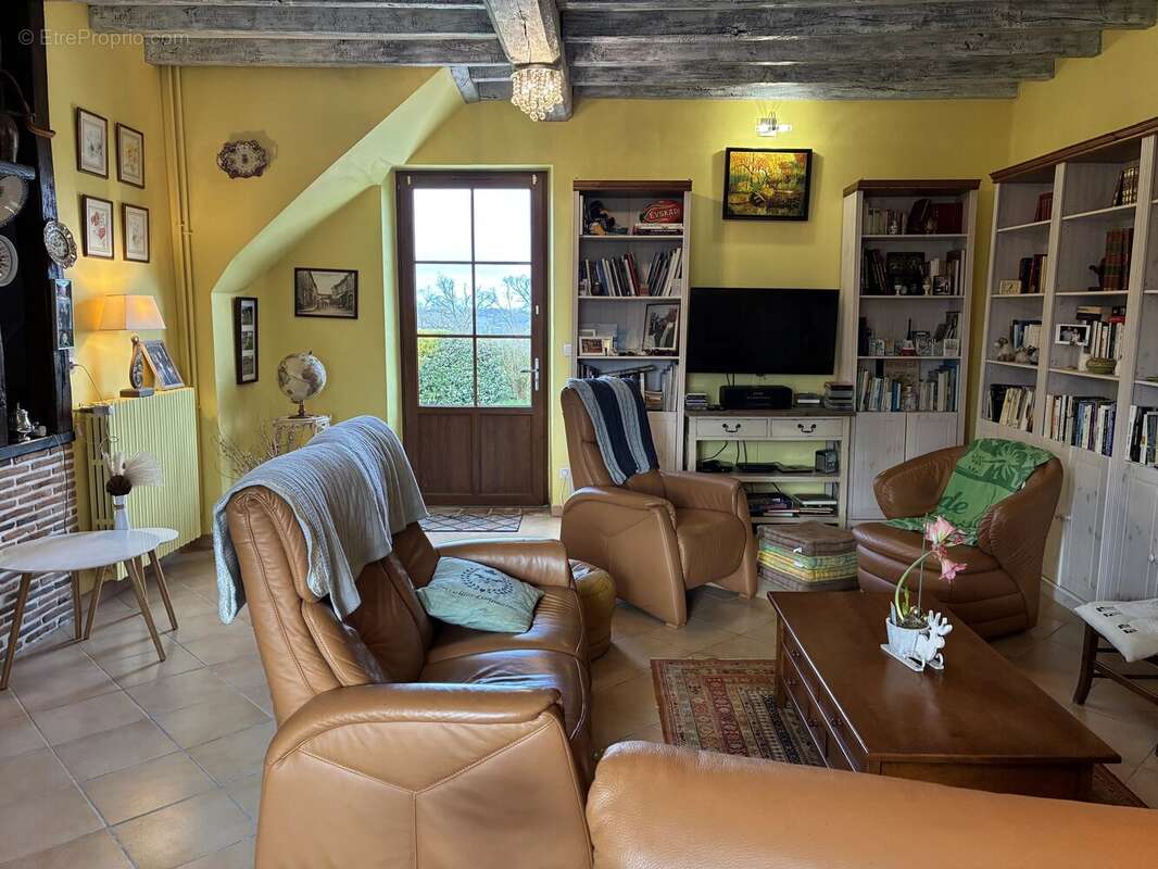 Maison à AVAILLES-LIMOUZINE