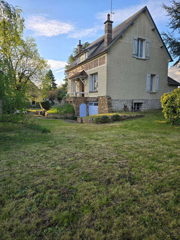 Maison à EPERNON