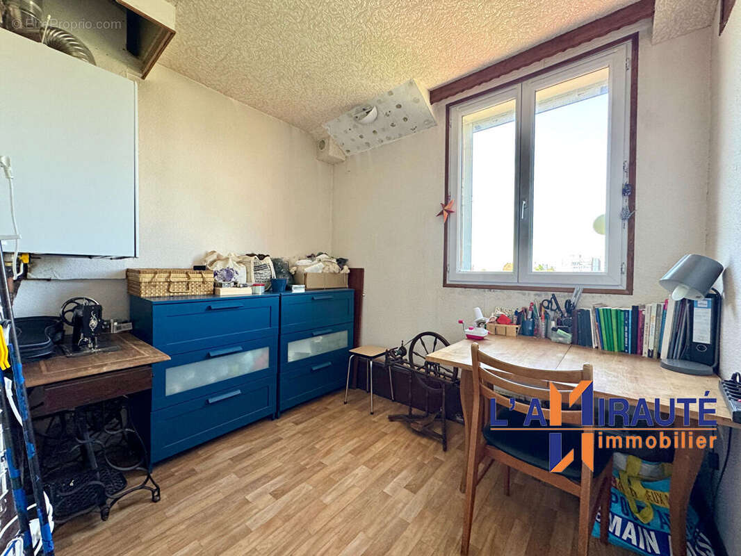 Appartement à HOUILLES