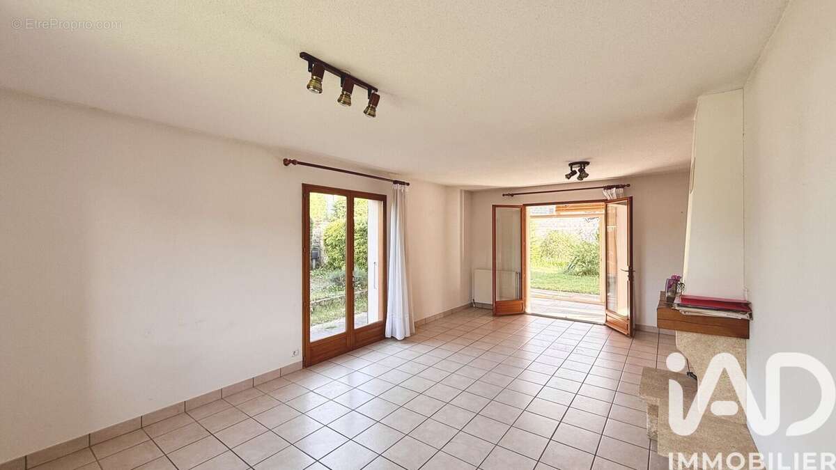 Photo 6 - Maison à SATILLIEU