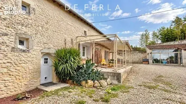 Longère de caractère - Mirebeau - 170m2 - Jardin 1400m2 - photo 2