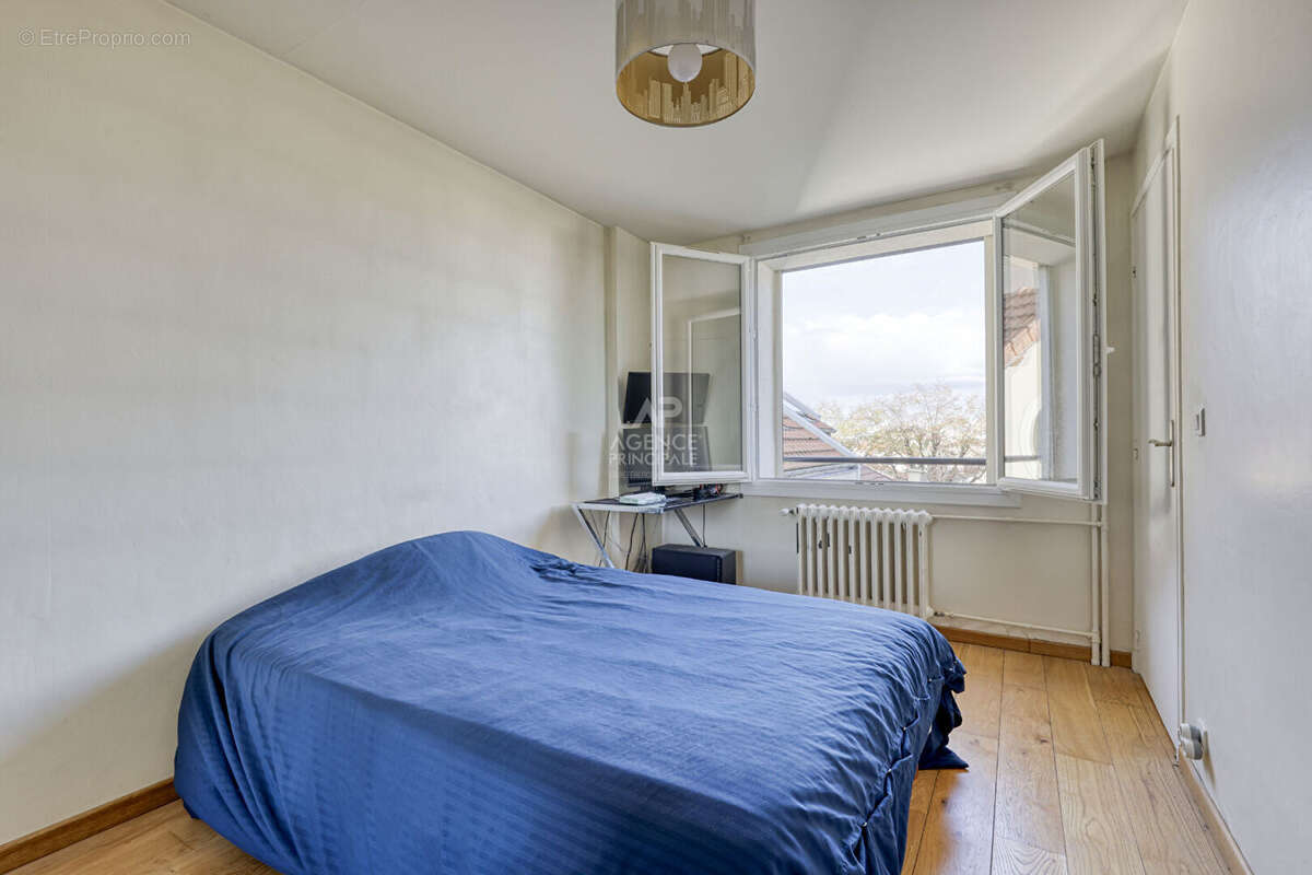 Appartement à NANTERRE