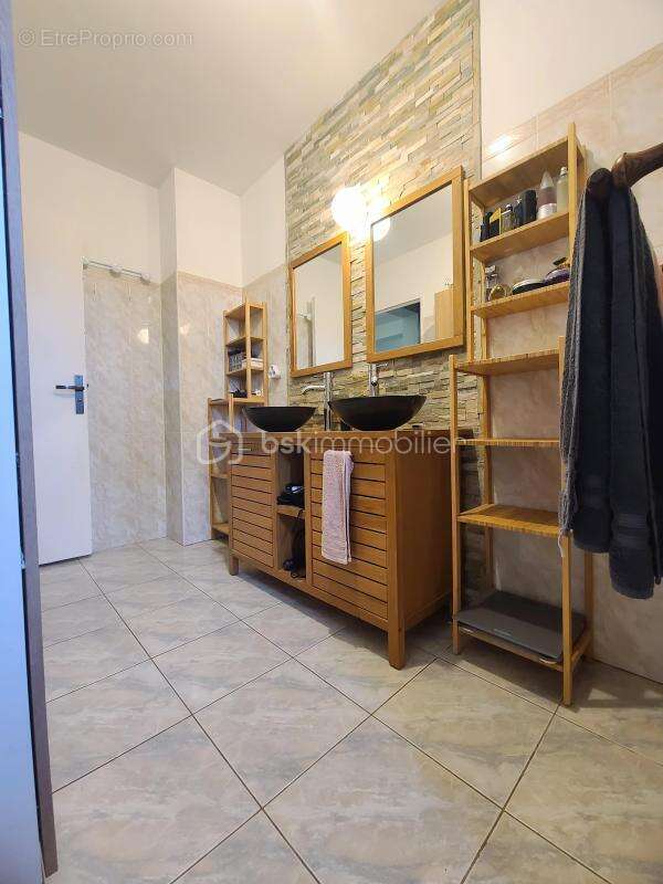 Maison à EVRY-GREGY-SUR-YERRE