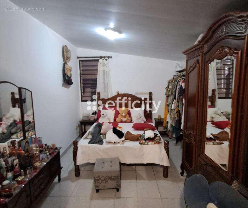 Maison à KOUROU