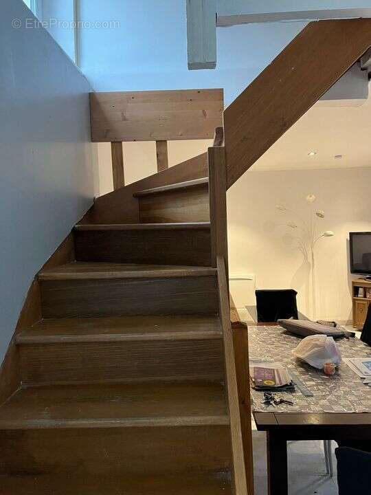 Maison à MONTREUIL-AUX-LIONS