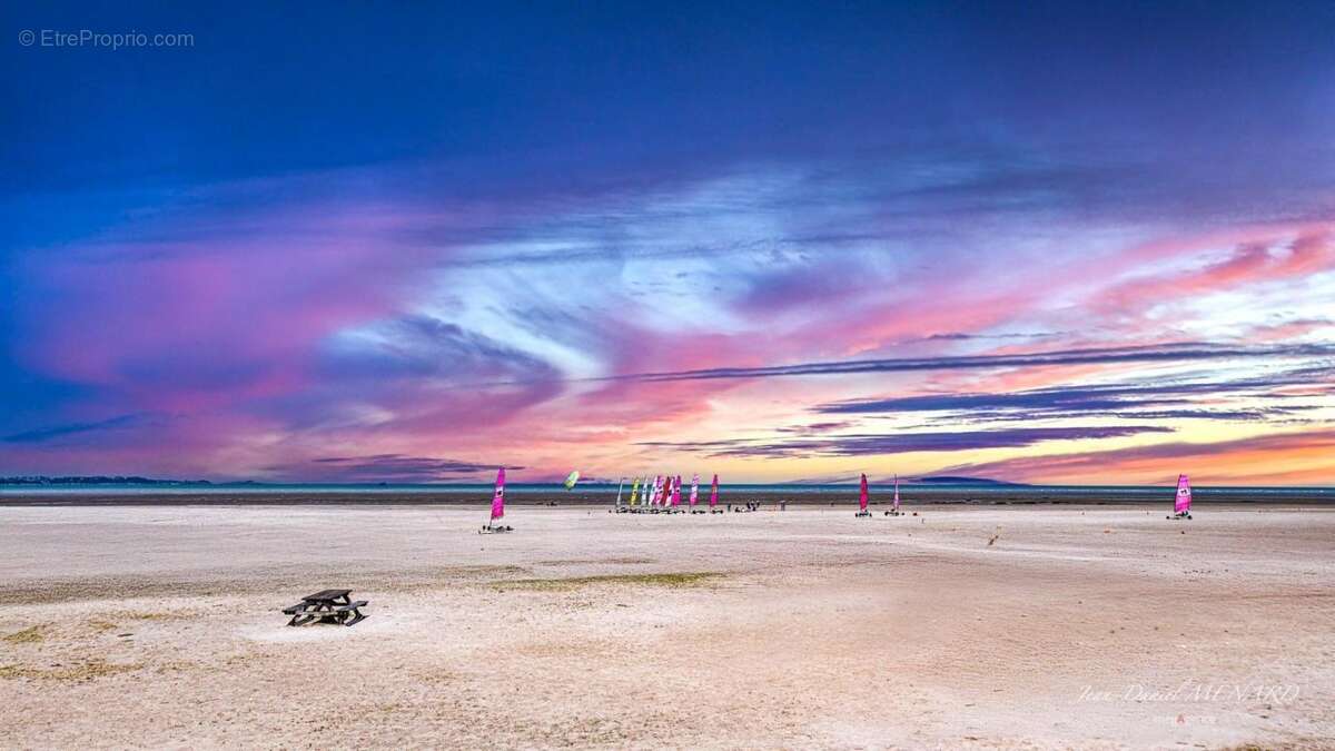 Maison à LE VIVIER-SUR-MER