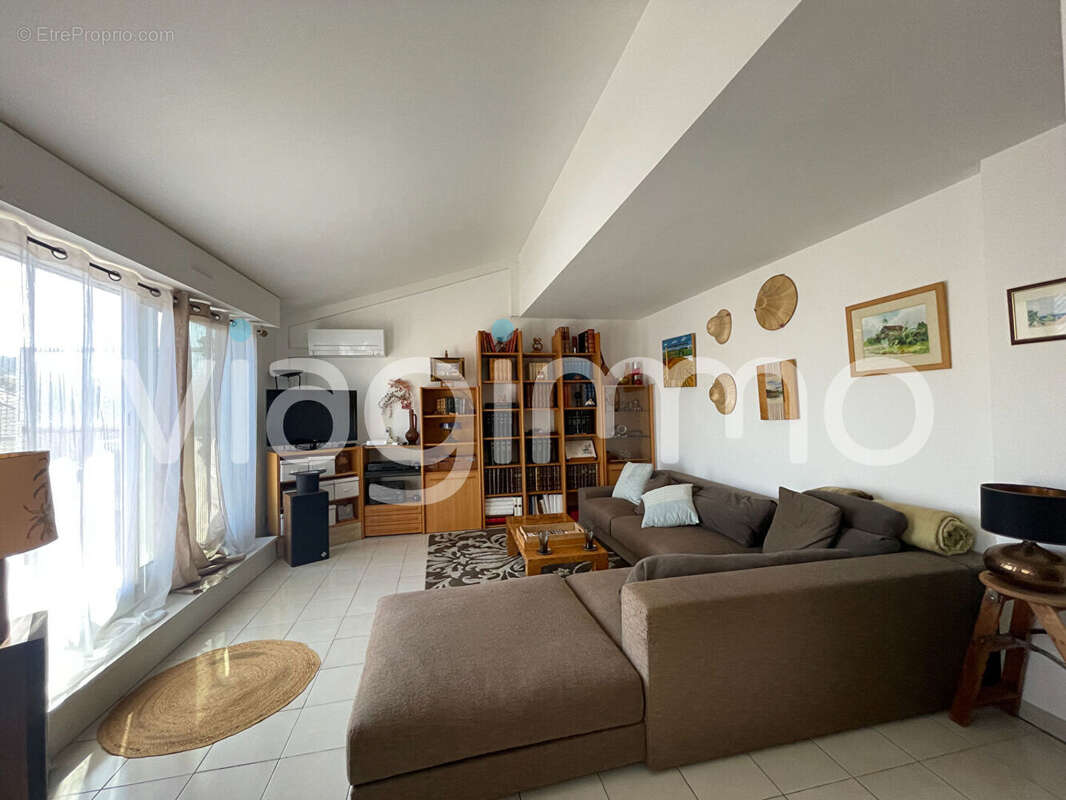 Appartement à HYERES