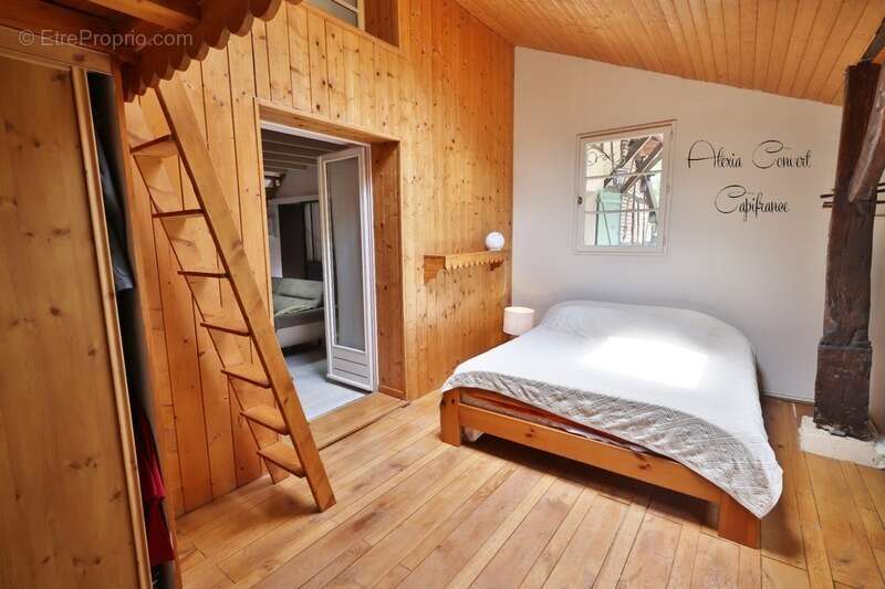 Maison à vendre 5 pièces, terrain 3420m² de calme à CORMOZ (01) - photo 8