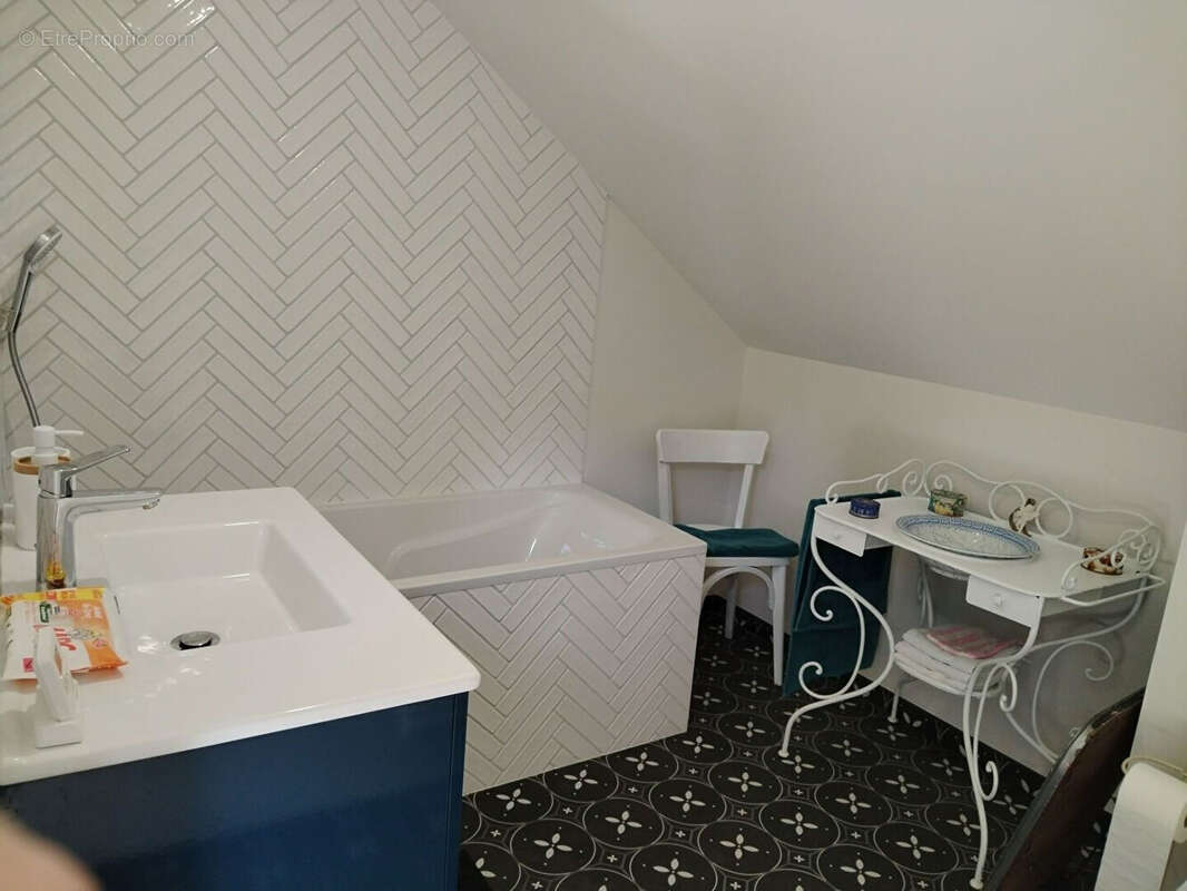 Maison à SALINS-LES-BAINS