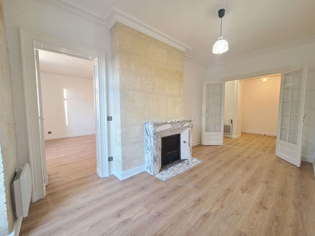 Appartement à BORDEAUX