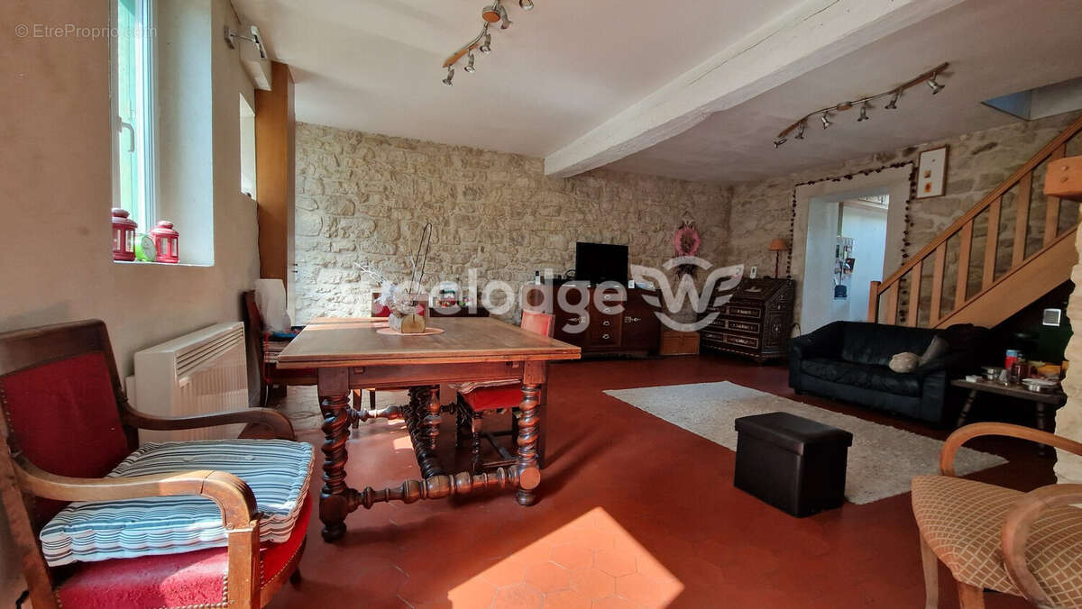 Maison à NEUVILLE-SUR-OISE