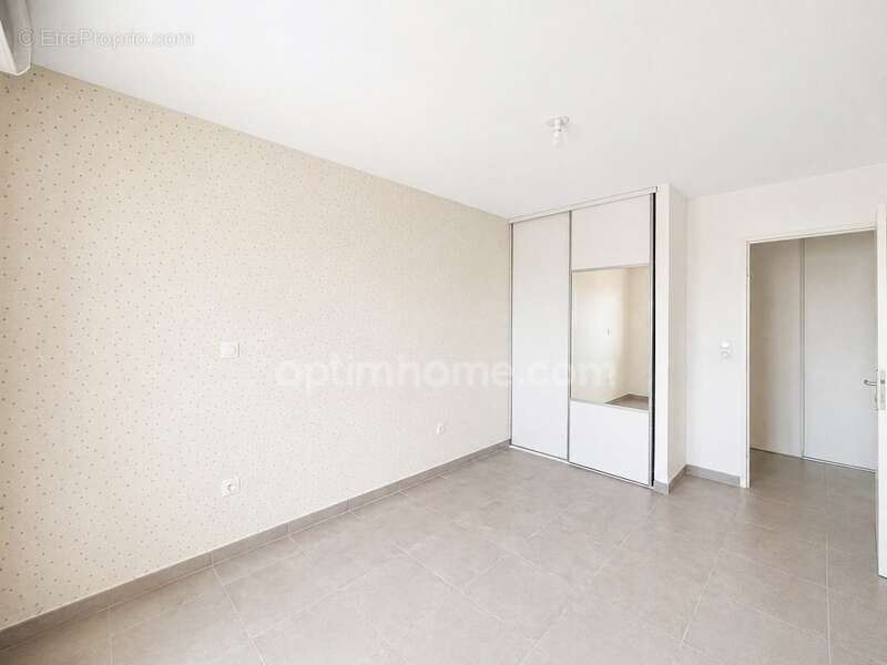 Appartement à SAINT-JEAN-DE-VEDAS