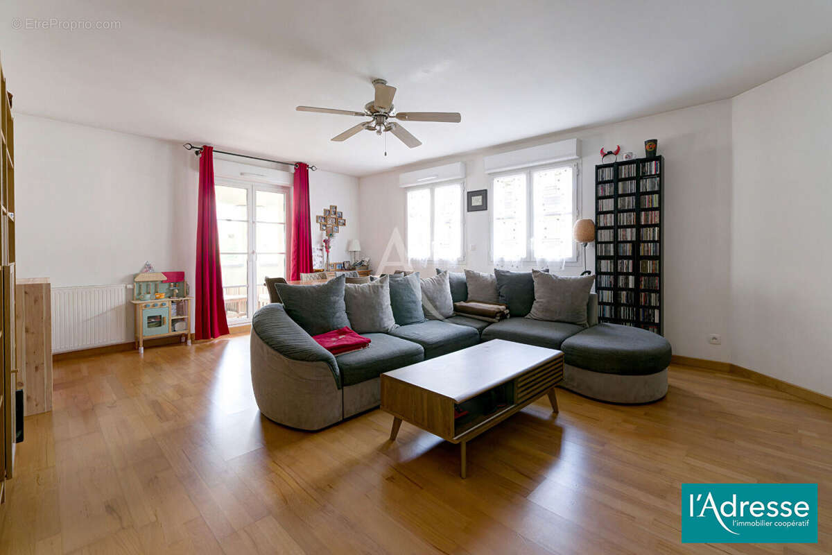 A vendre grand t3 - residence efferve'sens / secteur clemenceau-coutures - photo 2