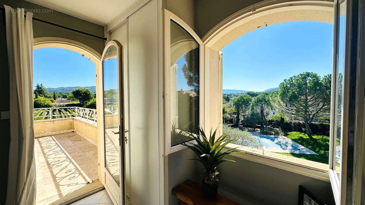 Maison à VAISON-LA-ROMAINE