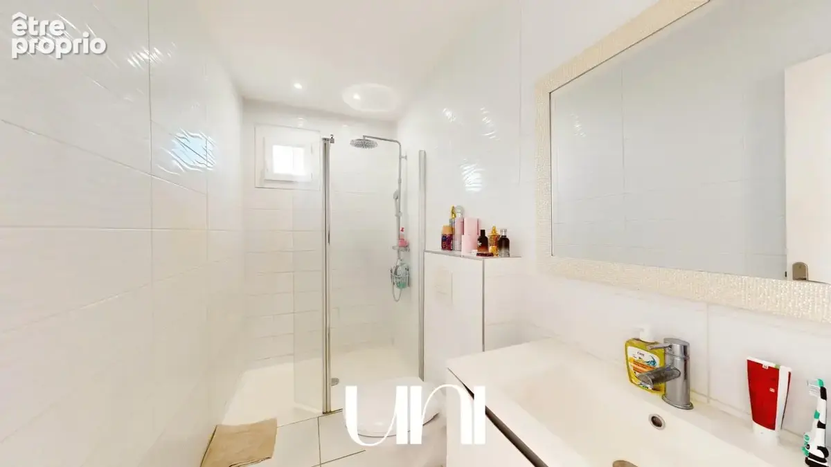 Maison 4 pièces de 108m2 avec sous-sol - Saint-Germain-la-Blanche-Herbe - photo 4