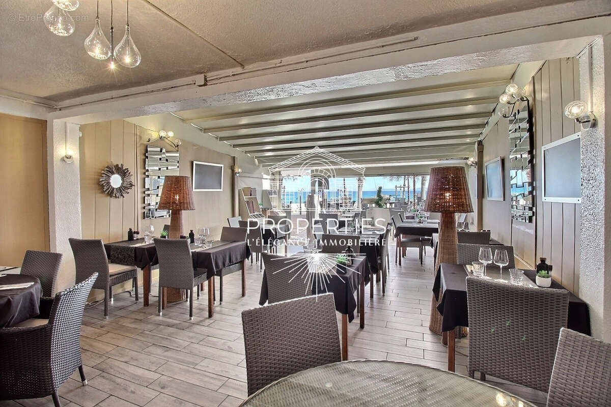 Commerce à LE LAVANDOU