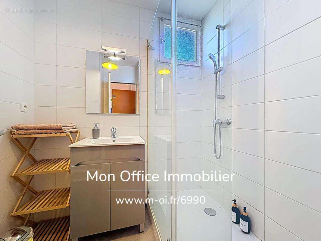 Référence : 6990-les. - studio cabine vue mer rénové à vendre à cavalaire sur mer - photo 11