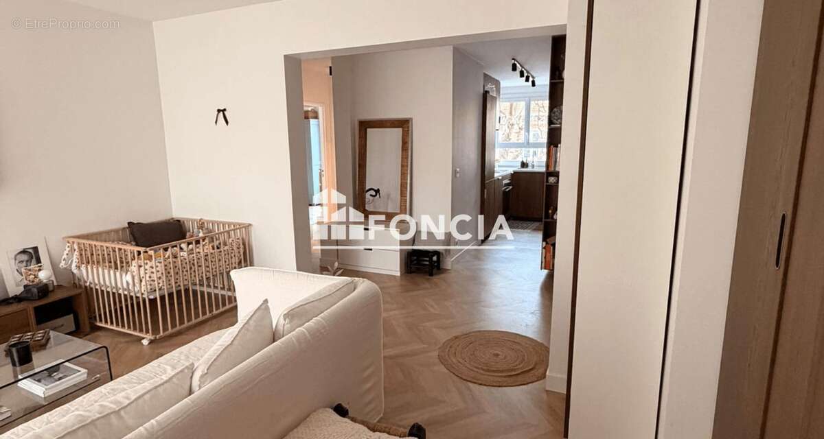 Appartement à RUEIL-MALMAISON