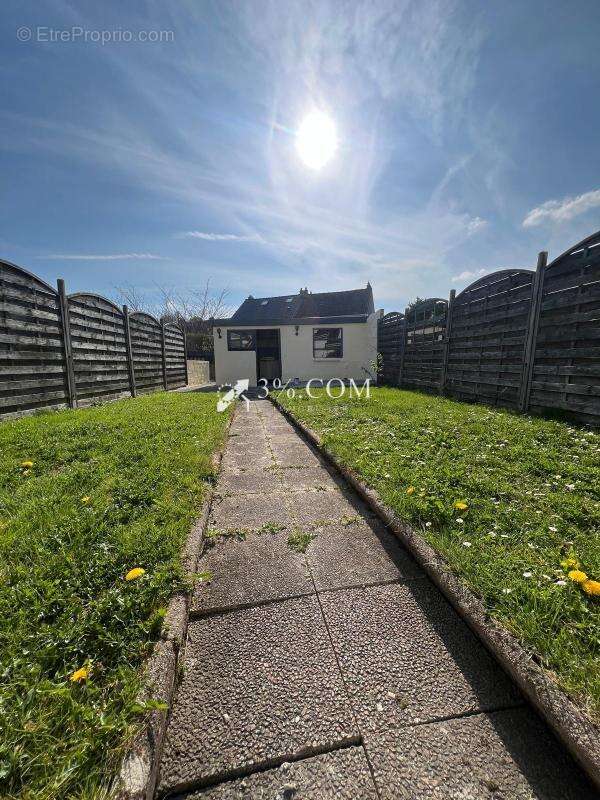 Maison à SAINT-ETIENNE-AU-MONT