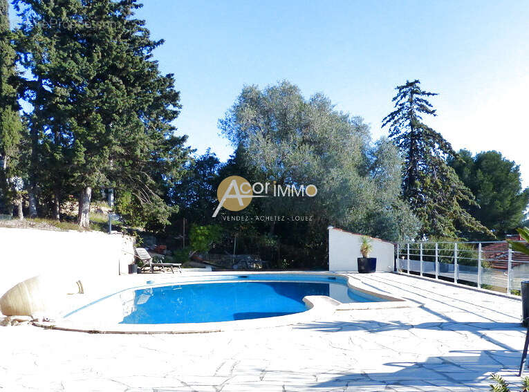 Ollioules villa vue dominante - photo 2