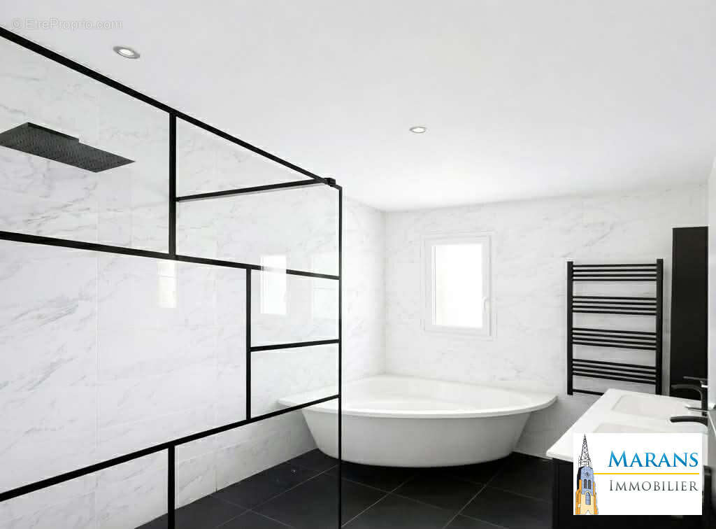 Maison à CHAILLE-LES-MARAIS