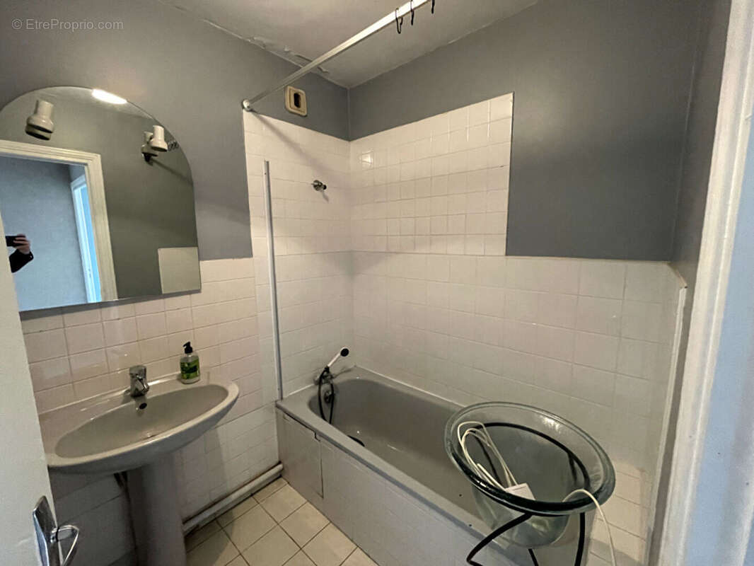 Appartement à ANDREZIEUX-BOUTHEON