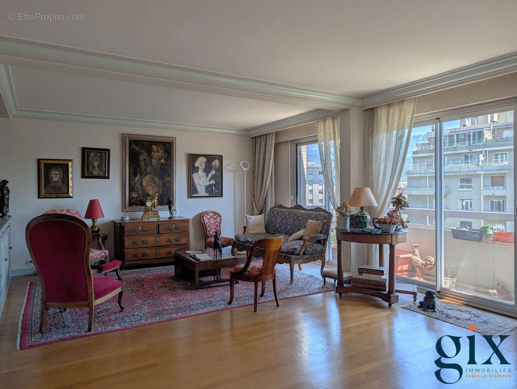 Appartement 172 m² à Grenoble  - photo 2