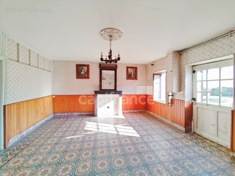 Maison à SAINT-BERAIN-SUR-DHEUNE