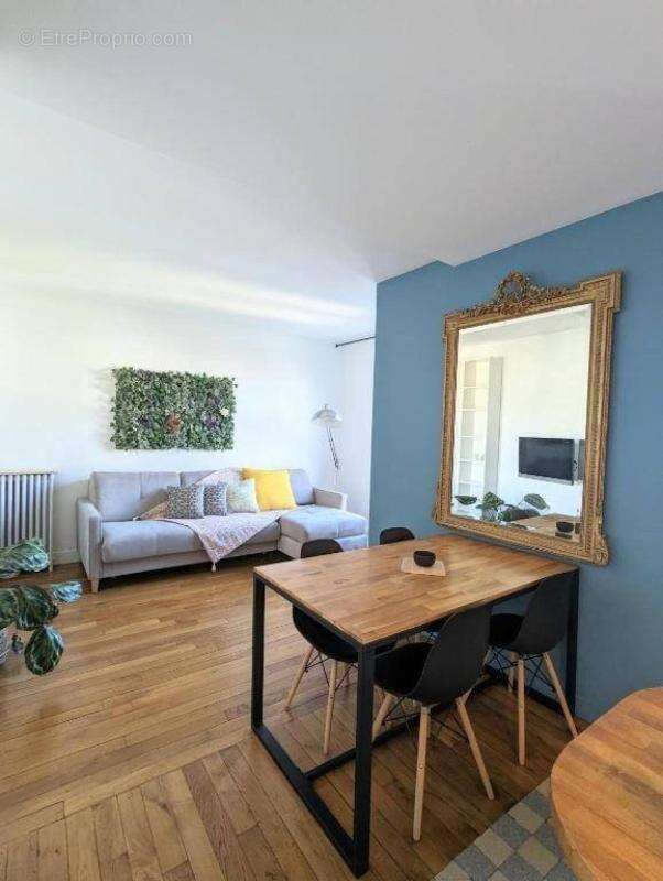 Appartement à ISSY-LES-MOULINEAUX