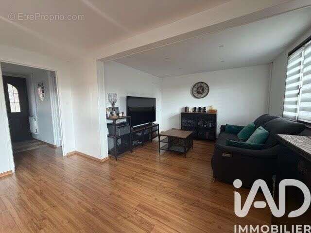 Photo 3 - Maison à SAINT-JULIEN-LES-METZ