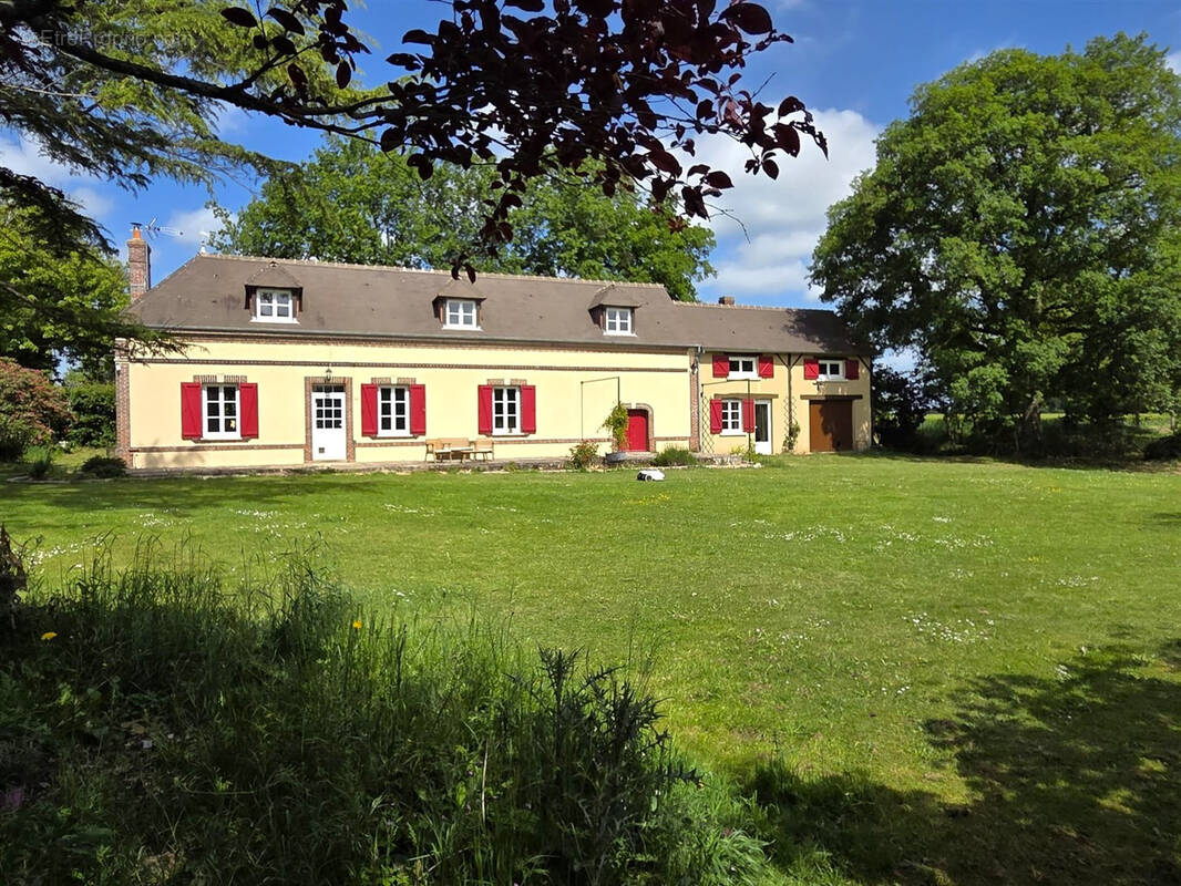 Maison à BRETEUIL
