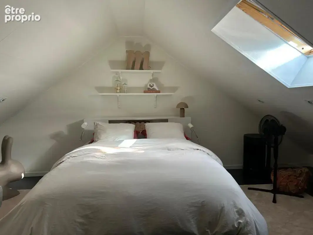 Maison 8 pièces 206 m² à vendre à Saint-Yorre (03270) - photo 6