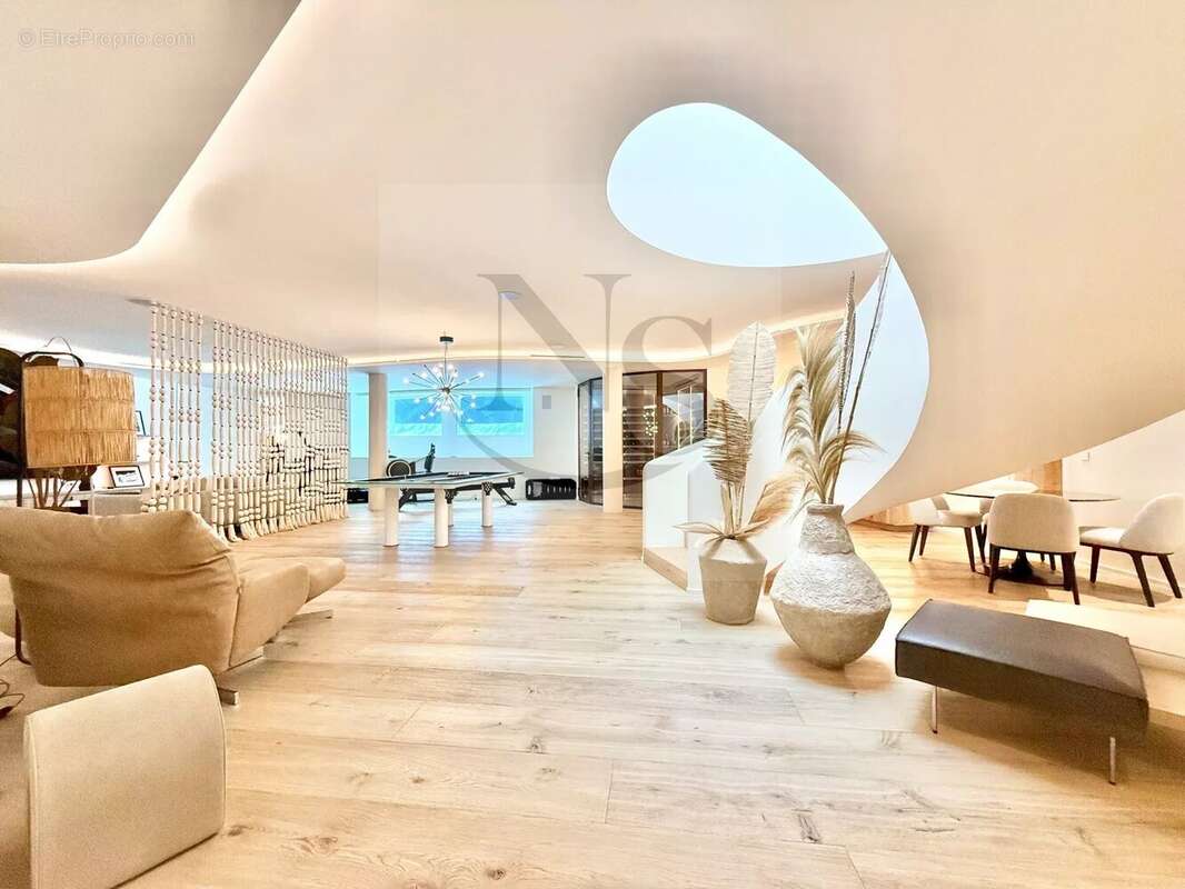 Maison à RAMATUELLE