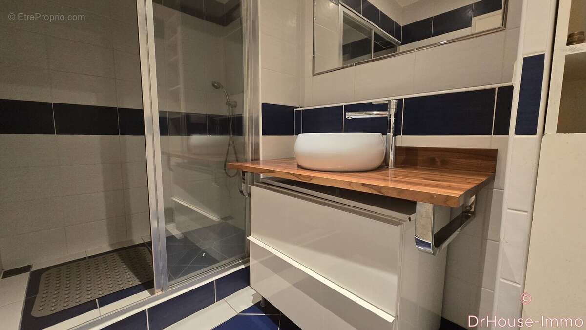 Appartement à AUBERVILLIERS