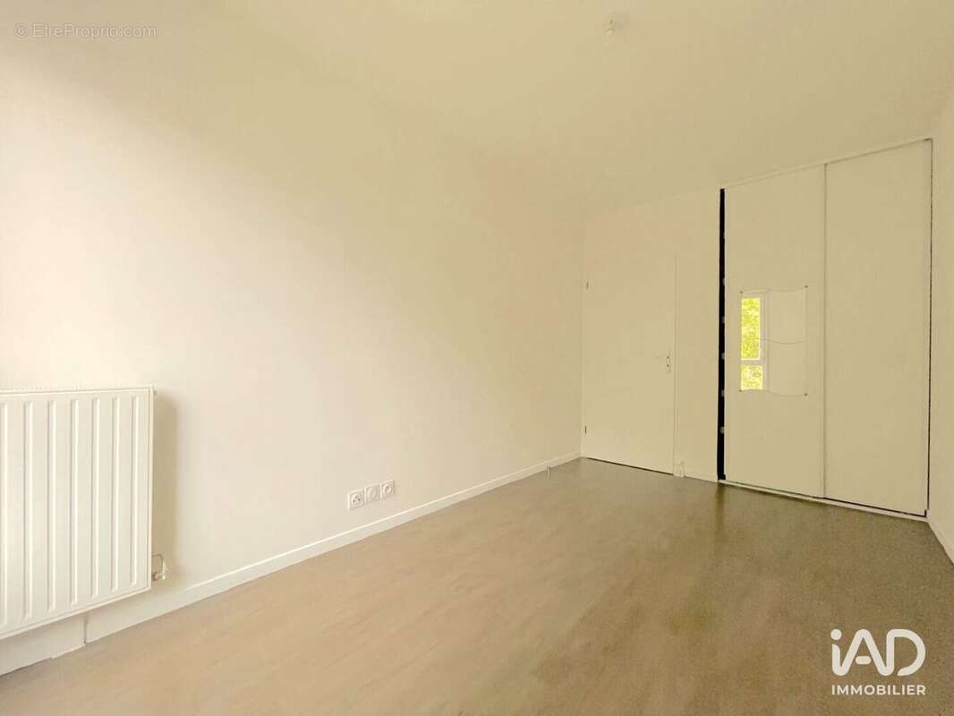 Photo 9 - Appartement à VIGNEUX-SUR-SEINE