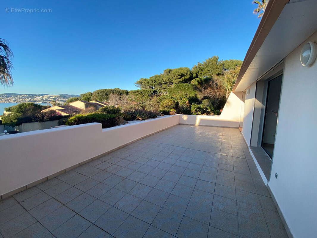 Appartement à SANARY-SUR-MER