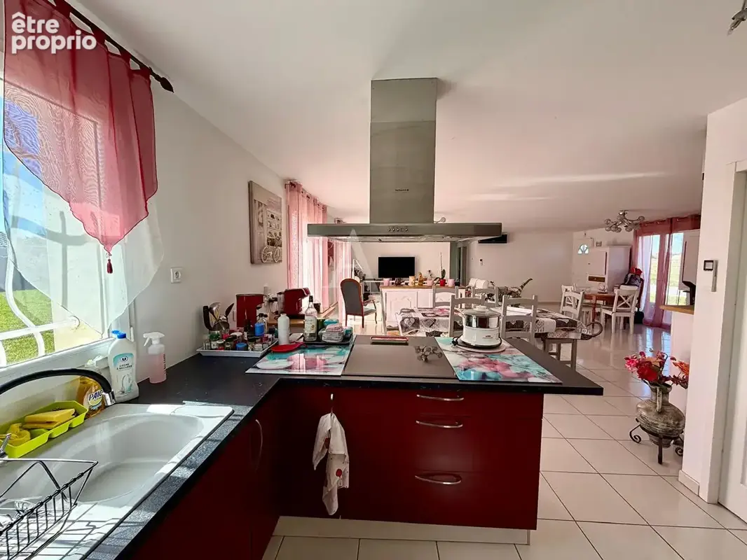 Maison de plain-pied récente, Volumes exceptionnels & fort potentiel - photo 13