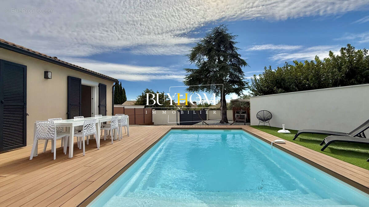 Maison à L&#039;ISLE-SUR-LA-SORGUE