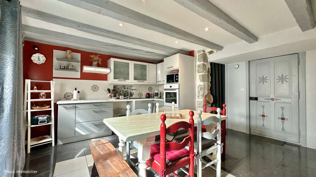Appartement à ALBY-SUR-CHERAN