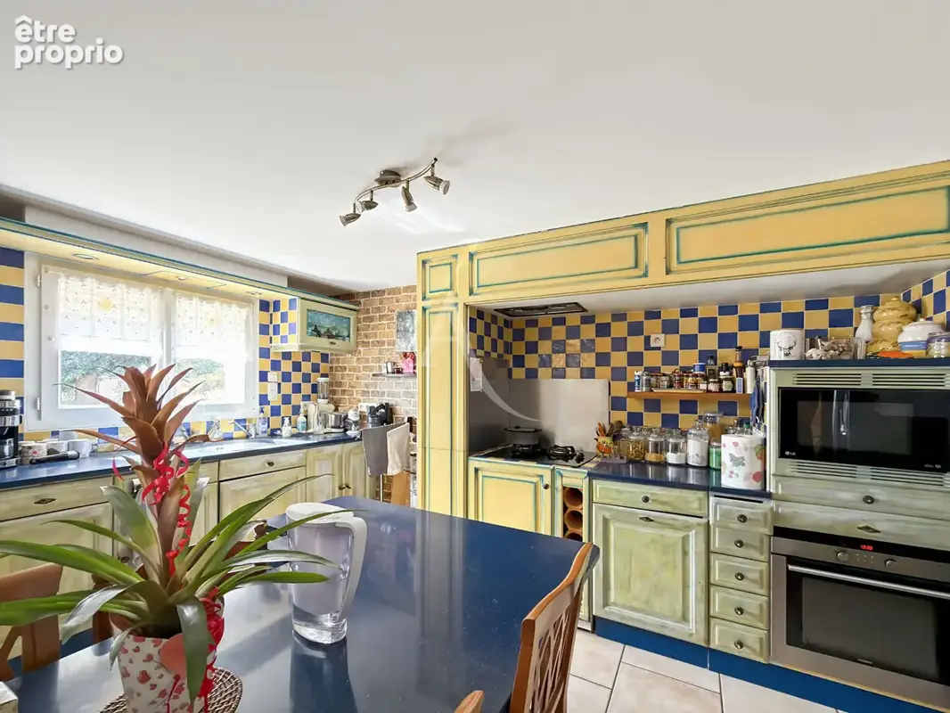 Saint-Jean-de-Monts - Grande maison familiale de 180 m² sur terrain constructible de 1 418 m² - photo 4