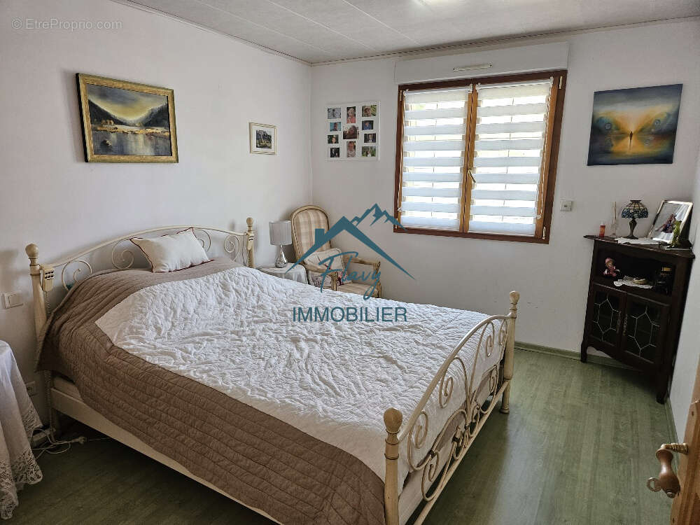 Maison de 2006 avec 5 chambres - La Forge - photo 9