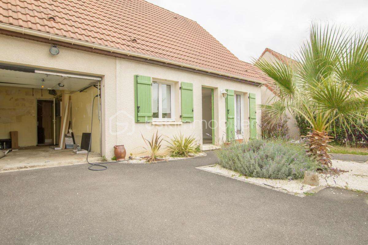 Maison à LEUVILLE-SUR-ORGE