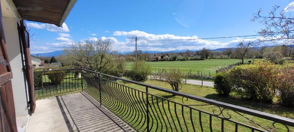 Maison à LES ABRETS