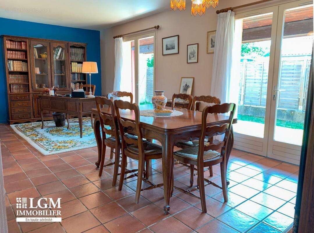 Maison à SAINT-SULPICE