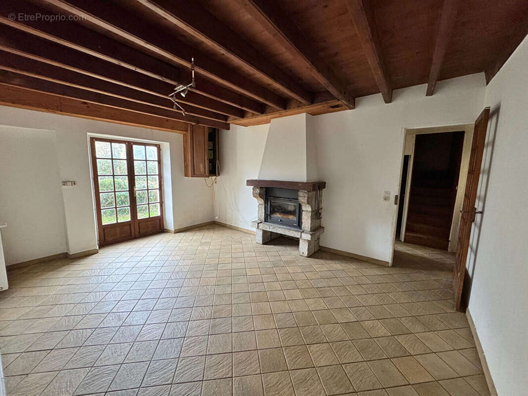 Maison à L'ETANG-BERTRAND