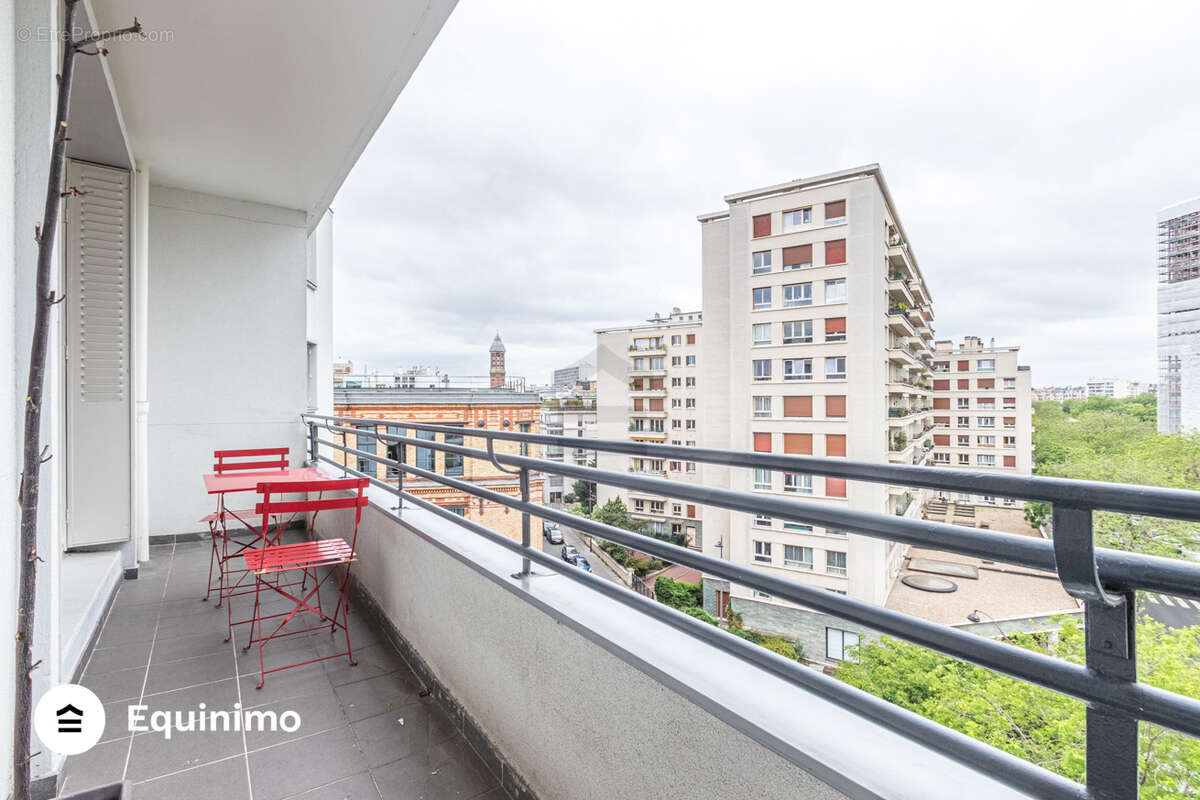 Appartement à PARIS-15E