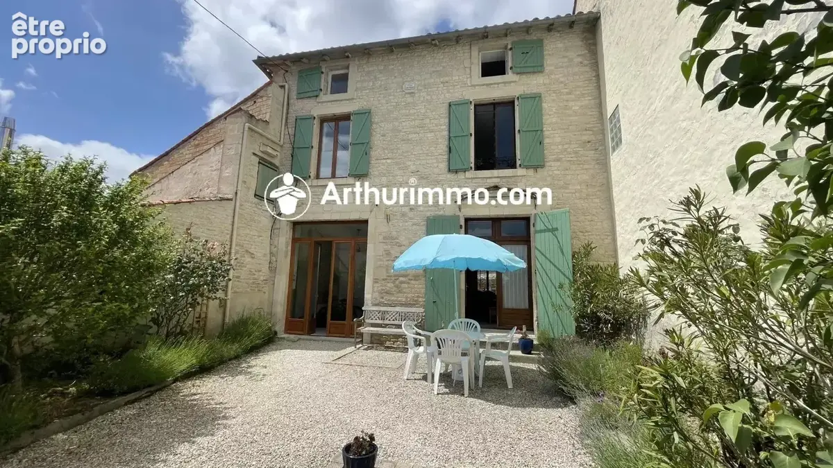Maison à CHIZE