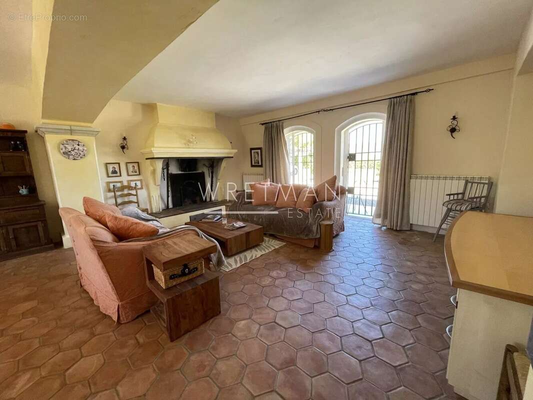 Maison à LE LUC