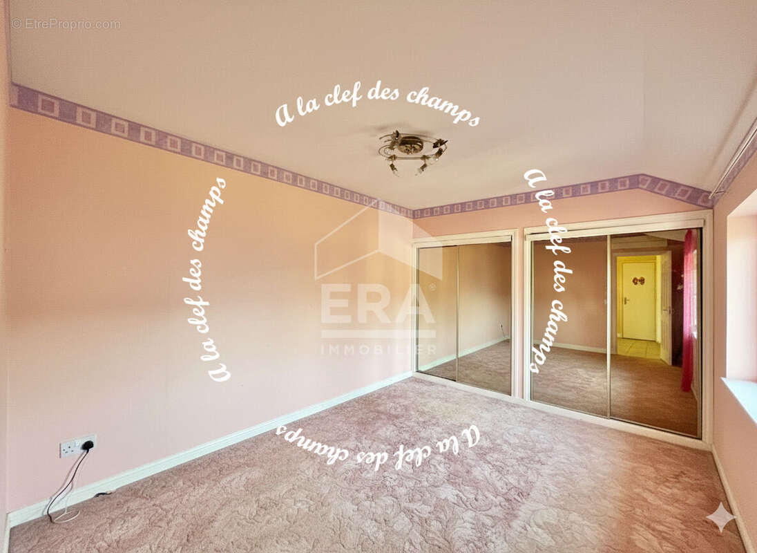 Maison à GIF-SUR-YVETTE